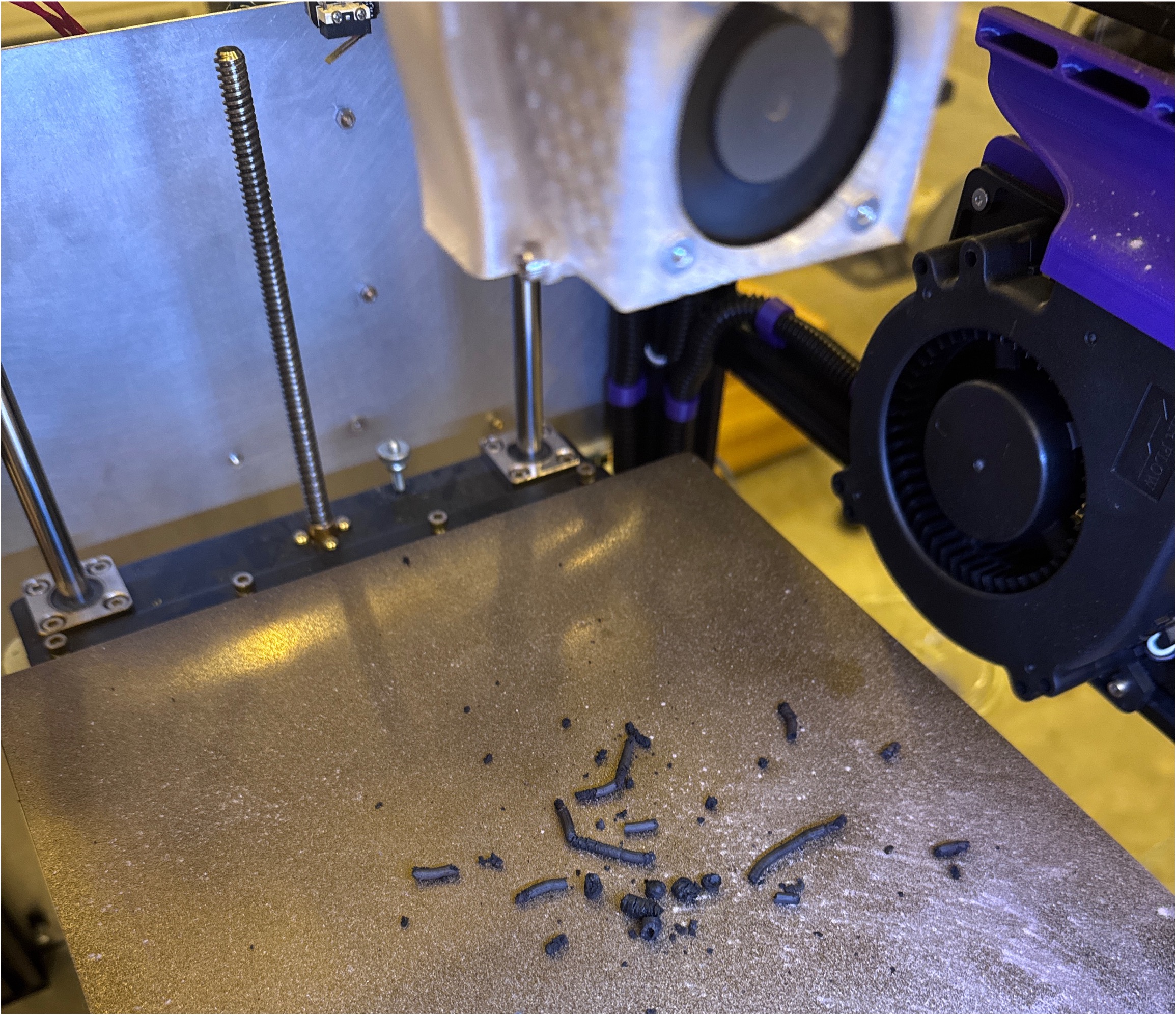 Initial dry lignin extrusion test